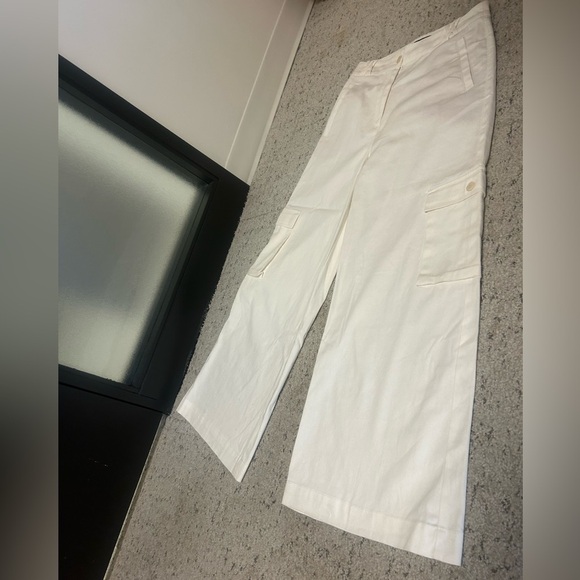 MINKPINK NWOT M “Lottie” ultra wide leg cargo flare! - Picture 3 of 14